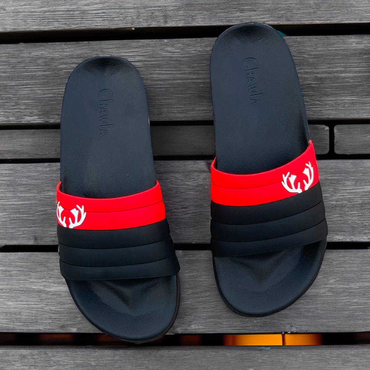 CPH-1003 – Premium Red & Black Slippers