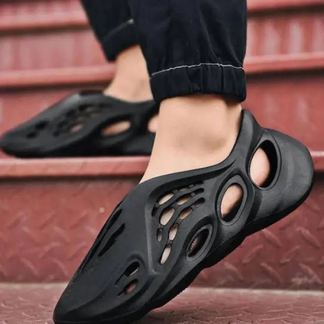 Foam Runner Clogs - black Heeluxe